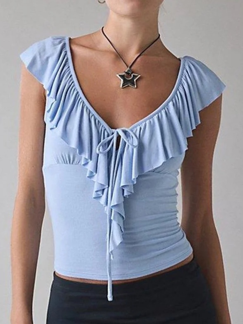 URBAN OUTFITTERS Kimchi Blue Jada Ruffle Scoop Neck Jersey Knit Top M NEW NWOT